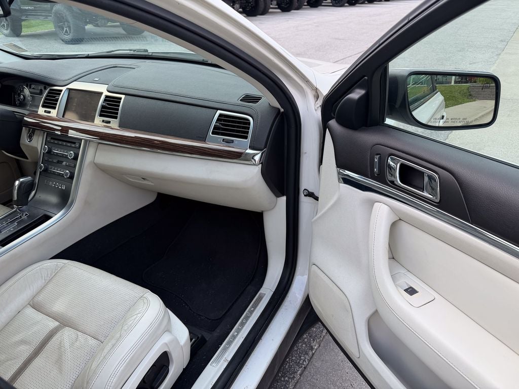 2009 Lincoln MKS Base