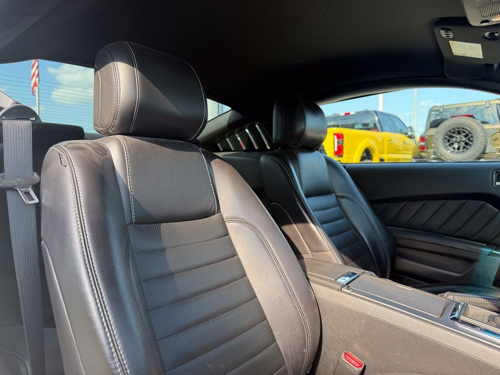 2013 Ford Mustang V6 Premium