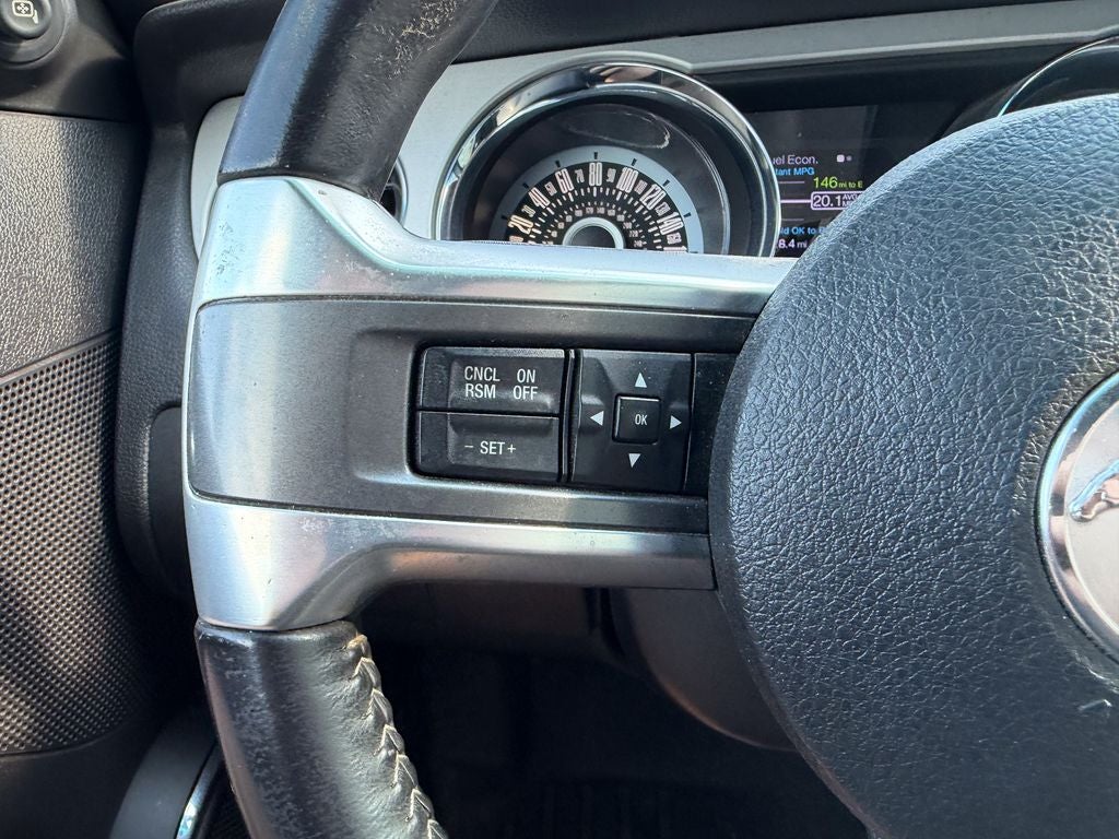 2013 Ford Mustang V6 Premium