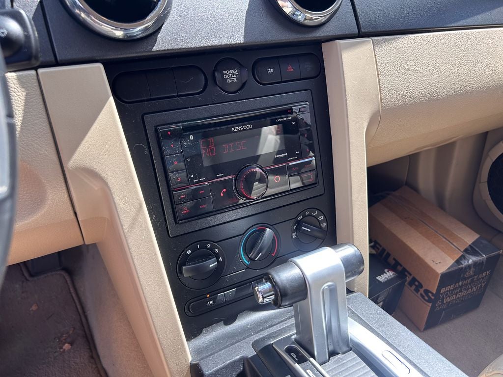 2006 Ford Mustang Base