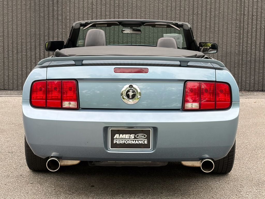 2006 Ford Mustang V6