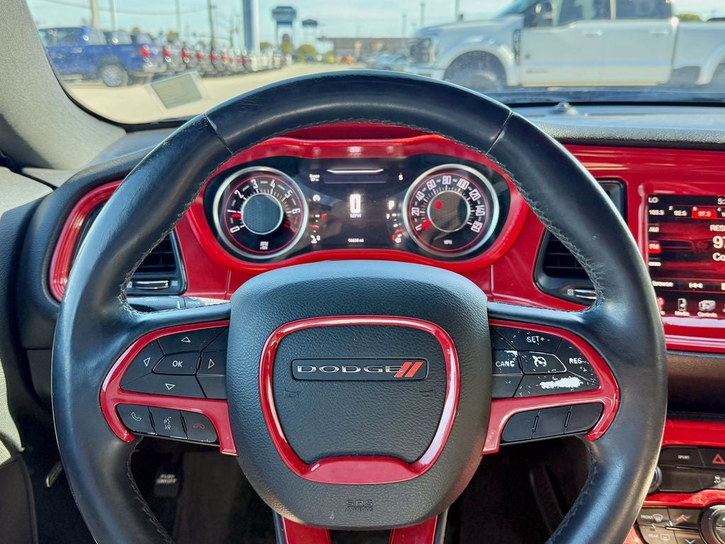 2015 Dodge Challenger SXT