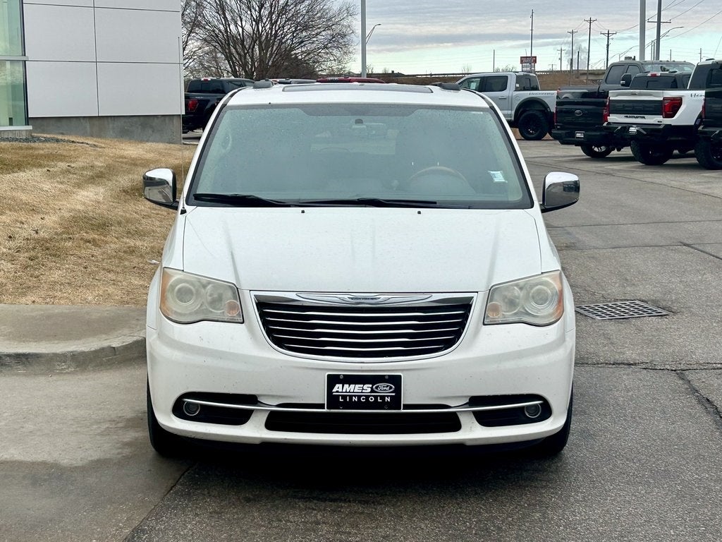 2012 Chrysler Town & Country Limited