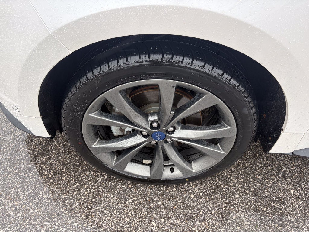 2018 Ford Edge Sport