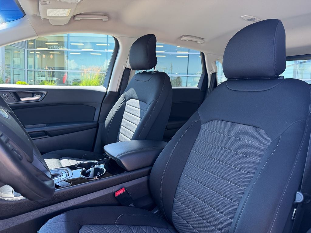 2018 Ford Edge SE