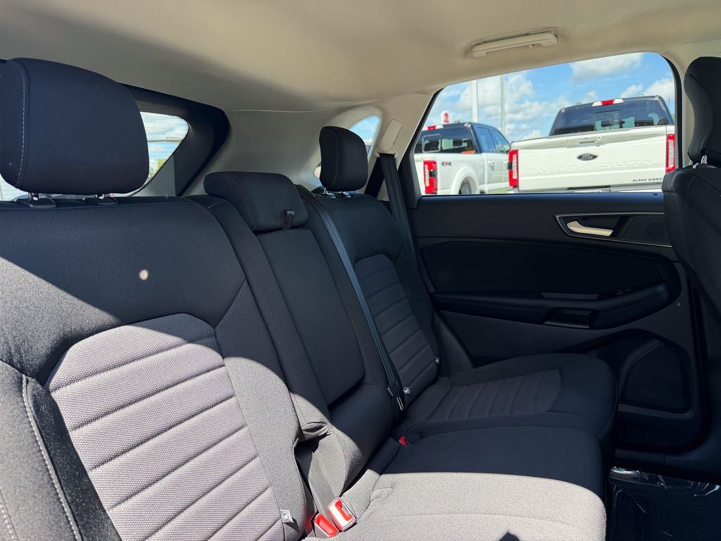 2018 Ford Edge SE