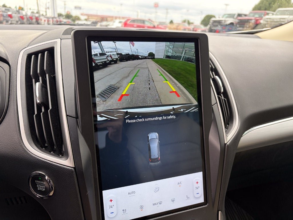 2022 Ford Edge SEL