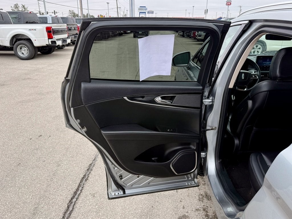 2021 Lincoln Nautilus Standard