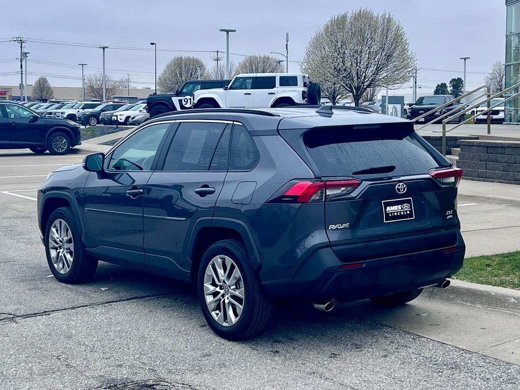 2023 Toyota RAV4 XLE Premium