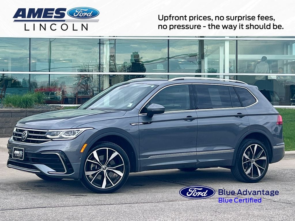 2022 Volkswagen Tiguan 2.0T SEL R-Line 4Motion's photo