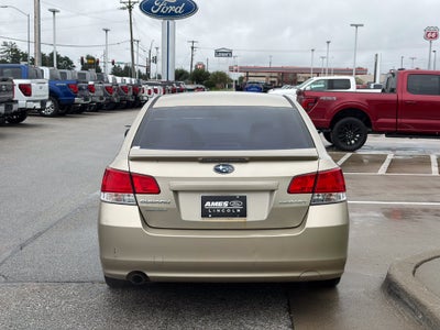 2010 Subaru Legacy 2.5i Premium