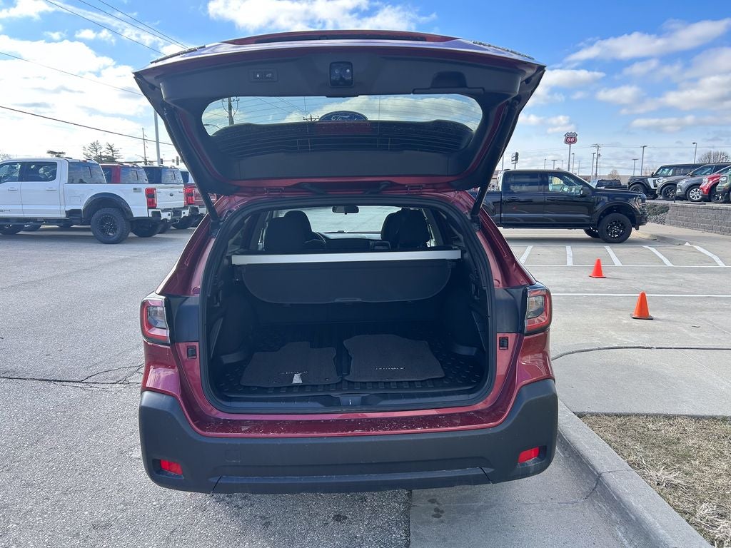 2025 Subaru Outback Premium