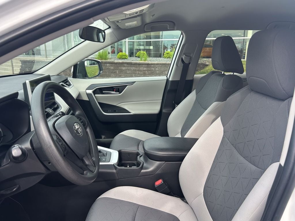 2023 Toyota RAV4 Hybrid XLE