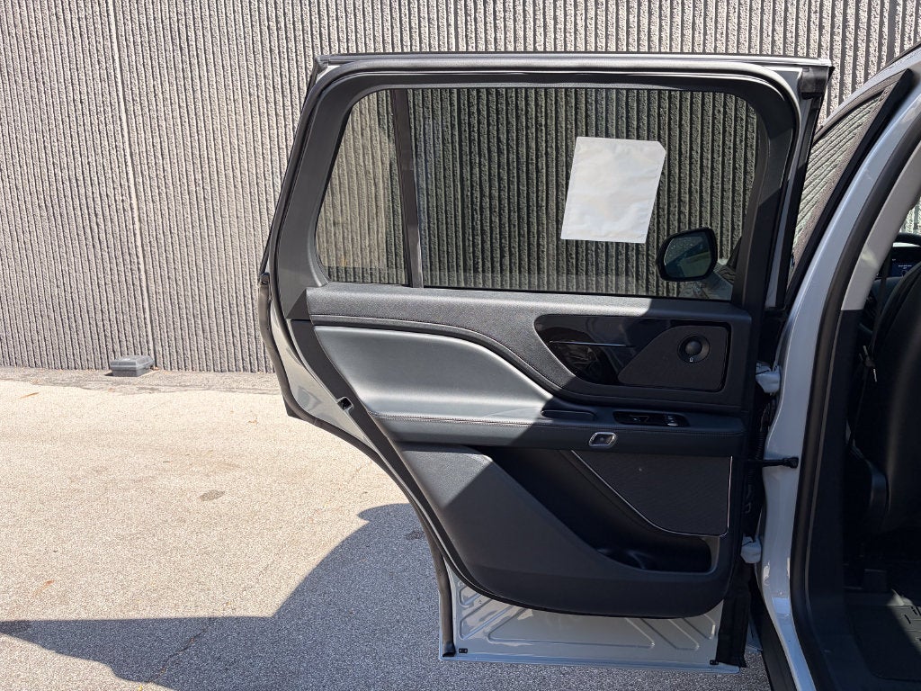 2027 Lincoln Aviator Premiere Premium