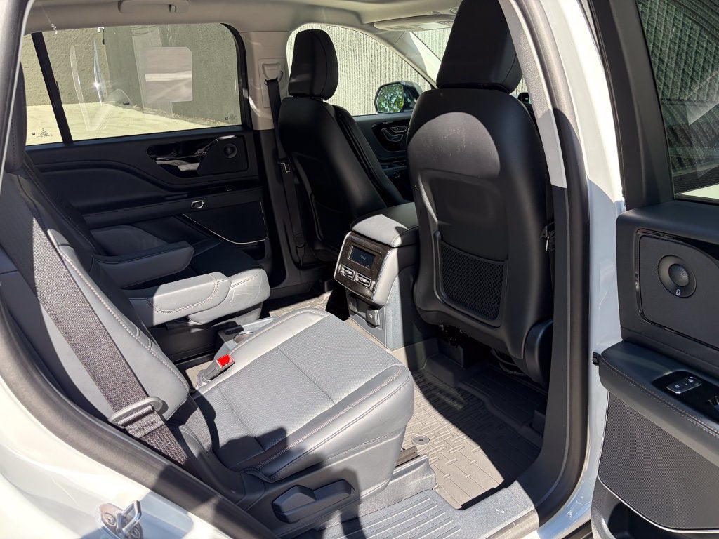 2027 Lincoln Aviator Premiere Premium