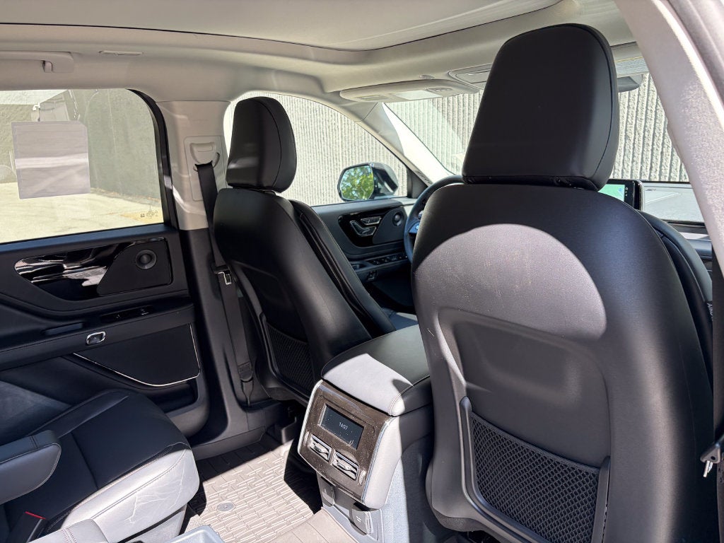 2027 Lincoln Aviator Premiere Premium