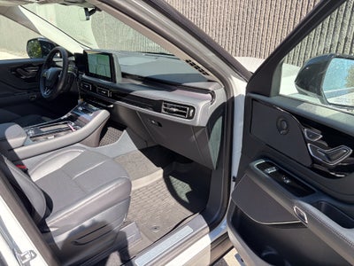 2027 Lincoln Aviator Premiere Premium