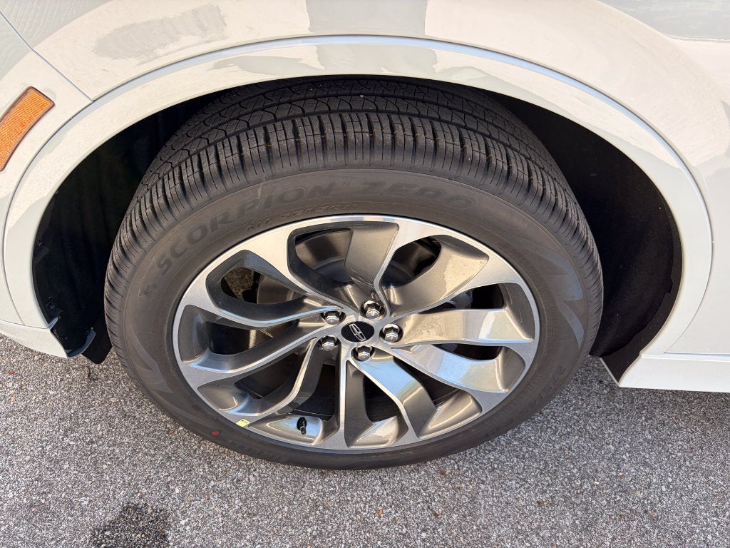 2027 Lincoln Aviator Premiere Premium