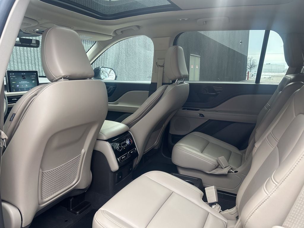 2023 Lincoln Aviator Standard