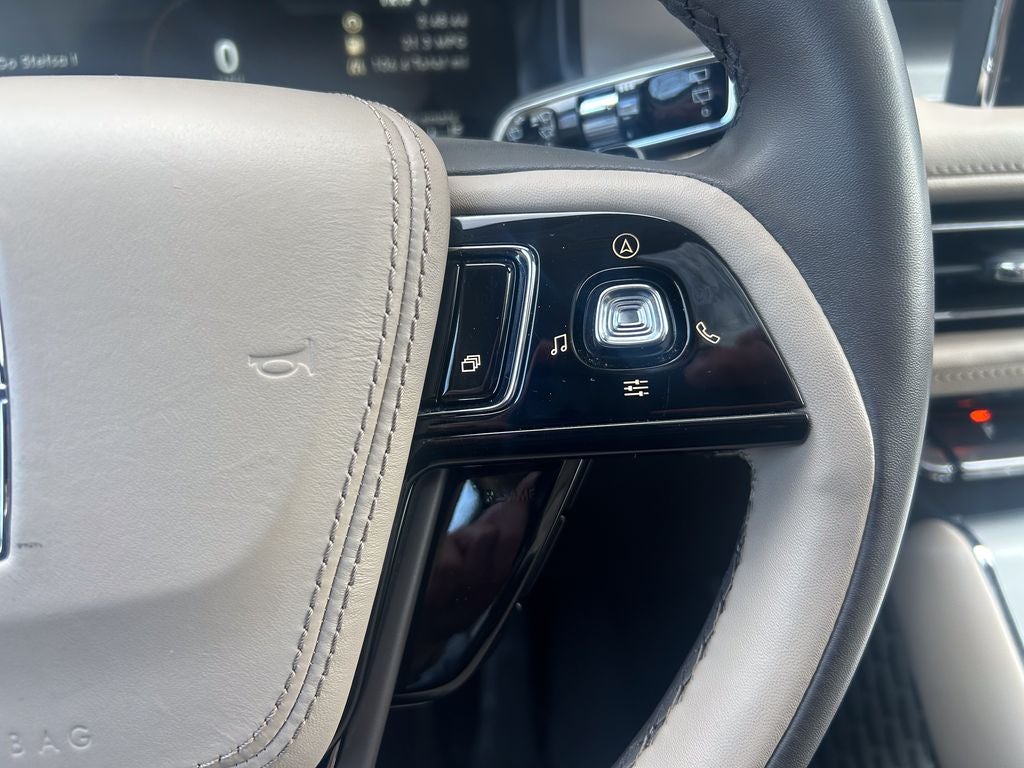 2023 Lincoln Aviator Standard