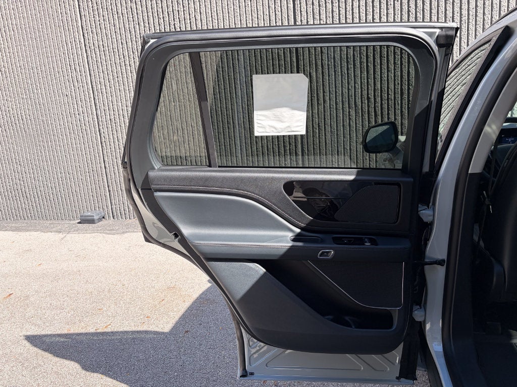 2027 Lincoln Aviator Premiere Premium