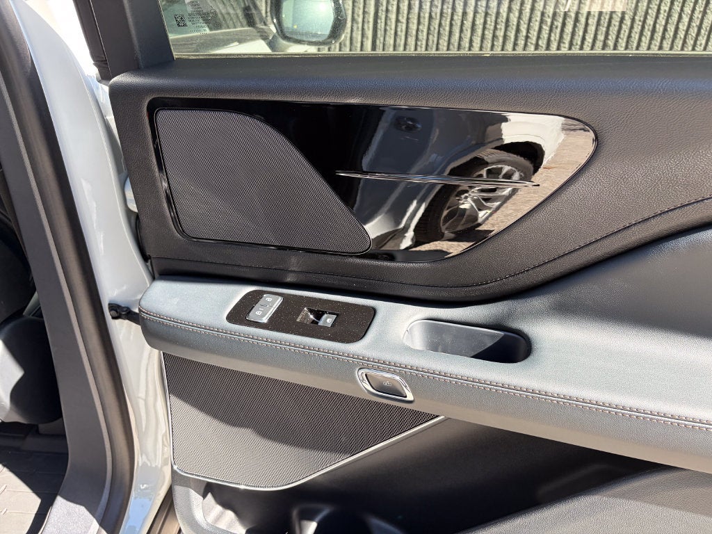 2027 Lincoln Aviator Premiere Premium