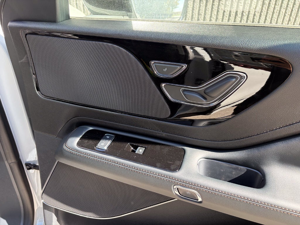 2027 Lincoln Aviator Premiere Premium