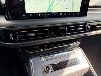 2027 Lincoln Aviator Premiere Premium