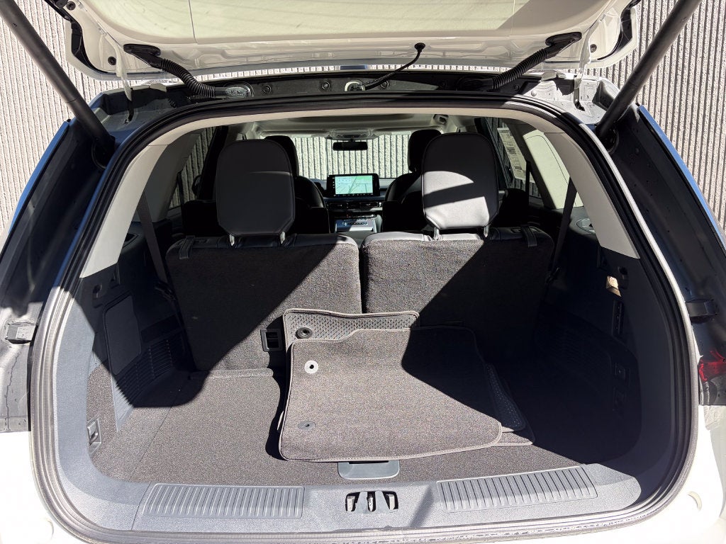 2027 Lincoln Aviator Premiere Premium