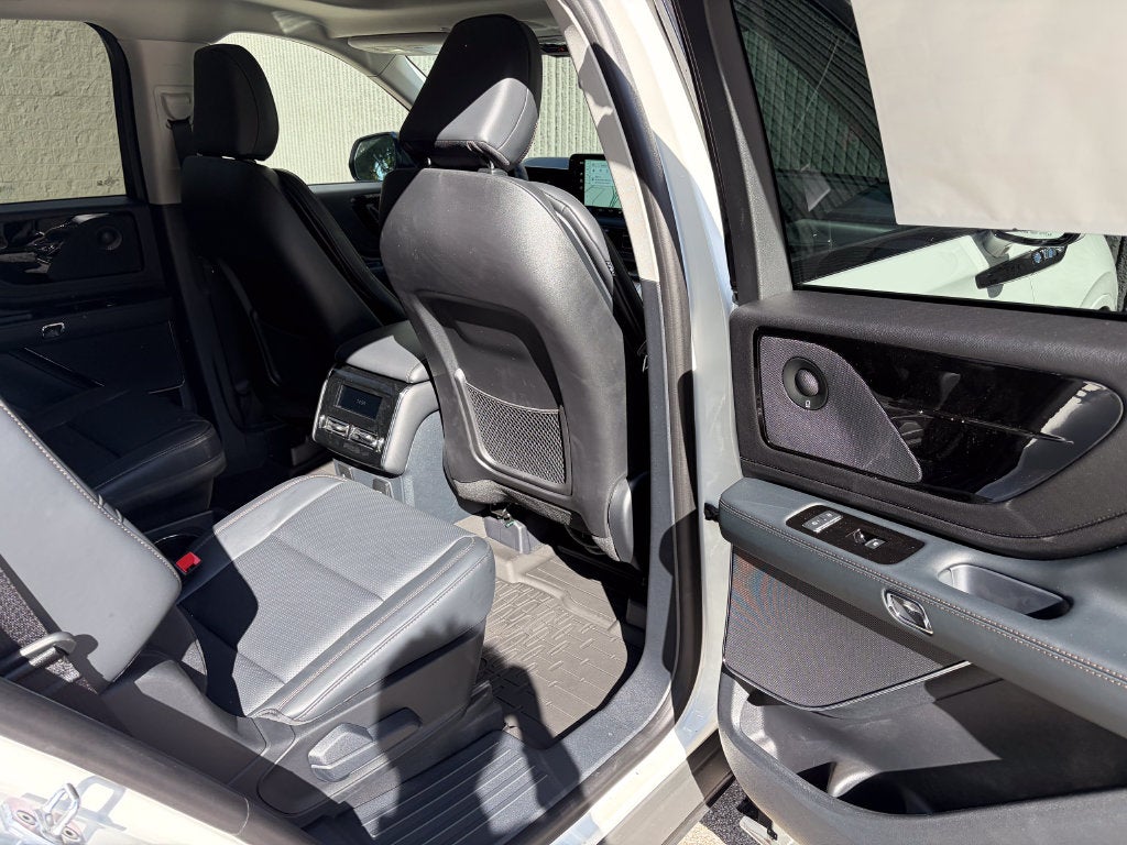 2027 Lincoln Aviator Premiere Premium