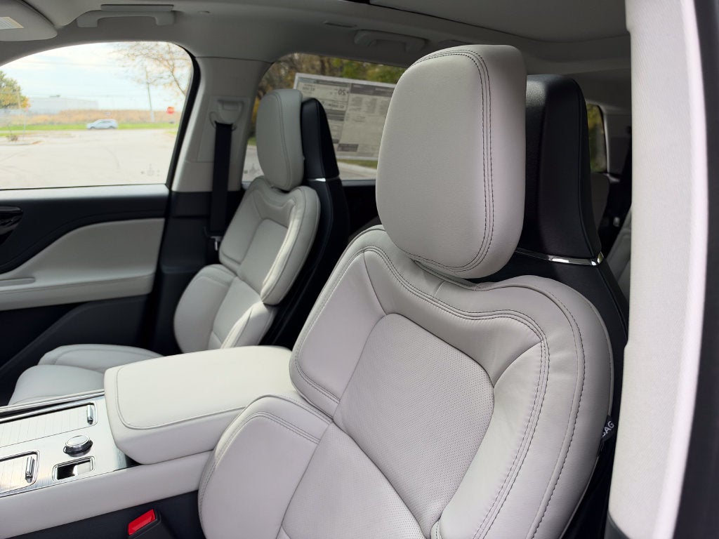 2027 Lincoln Aviator Reserve