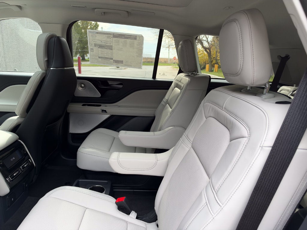 2027 Lincoln Aviator Reserve