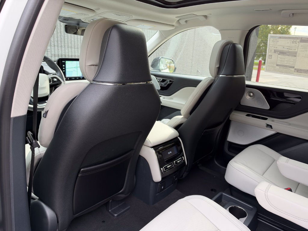 2027 Lincoln Aviator Reserve
