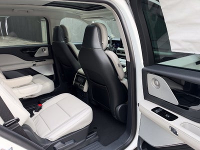 2027 Lincoln Aviator Reserve