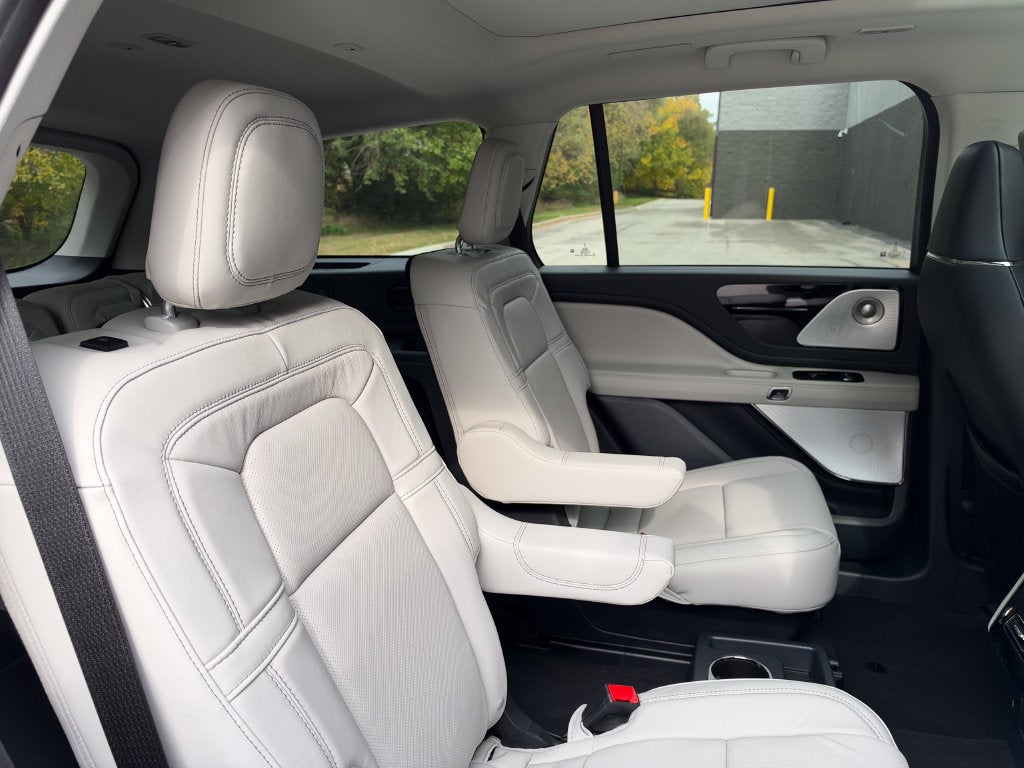 2027 Lincoln Aviator Reserve