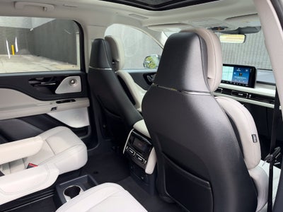 2027 Lincoln Aviator Reserve