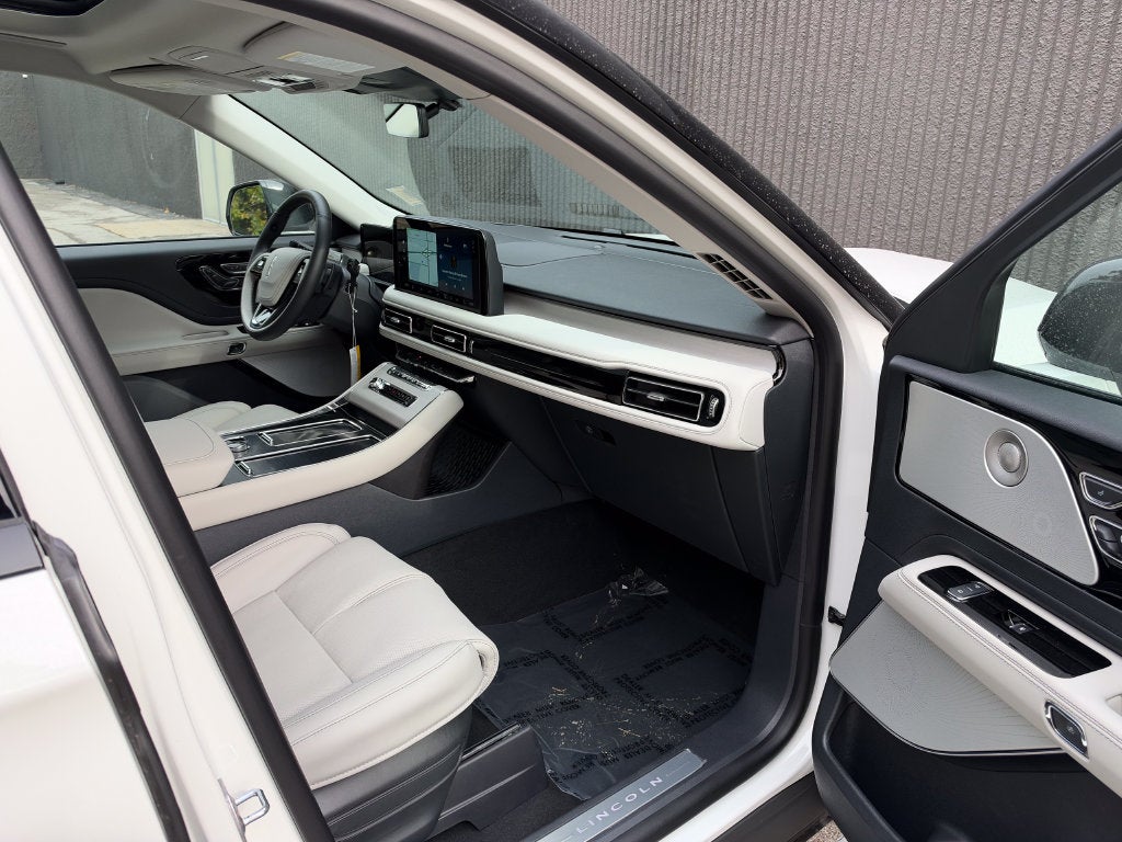 2027 Lincoln Aviator Reserve