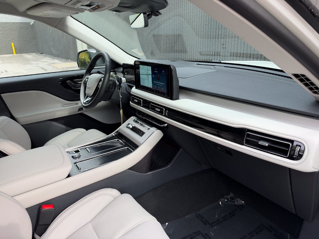 2027 Lincoln Aviator Reserve