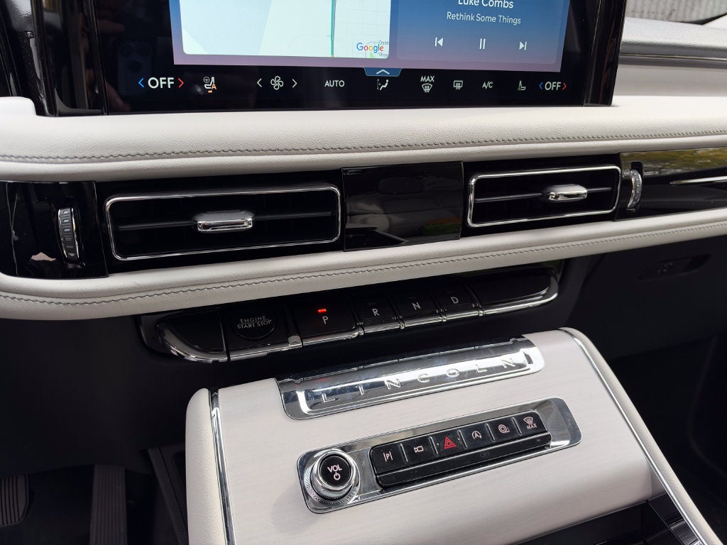 2027 Lincoln Aviator Reserve