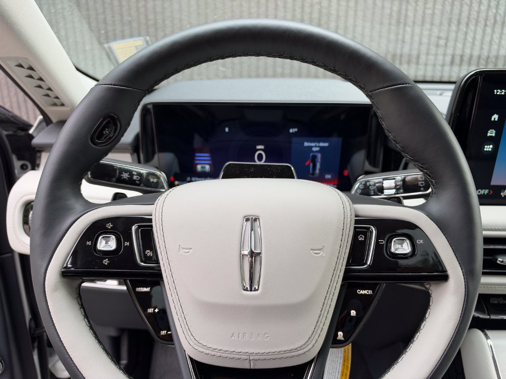 2027 Lincoln Aviator Reserve