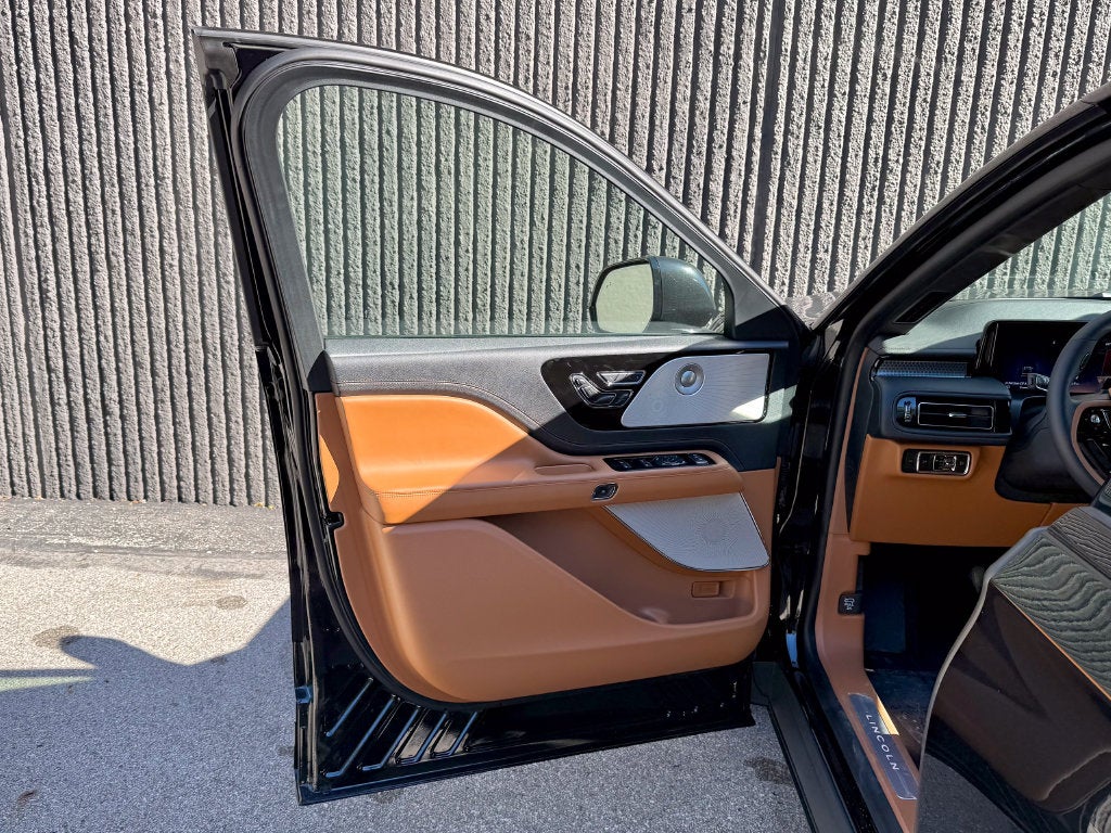 2026 Lincoln Aviator Black Label