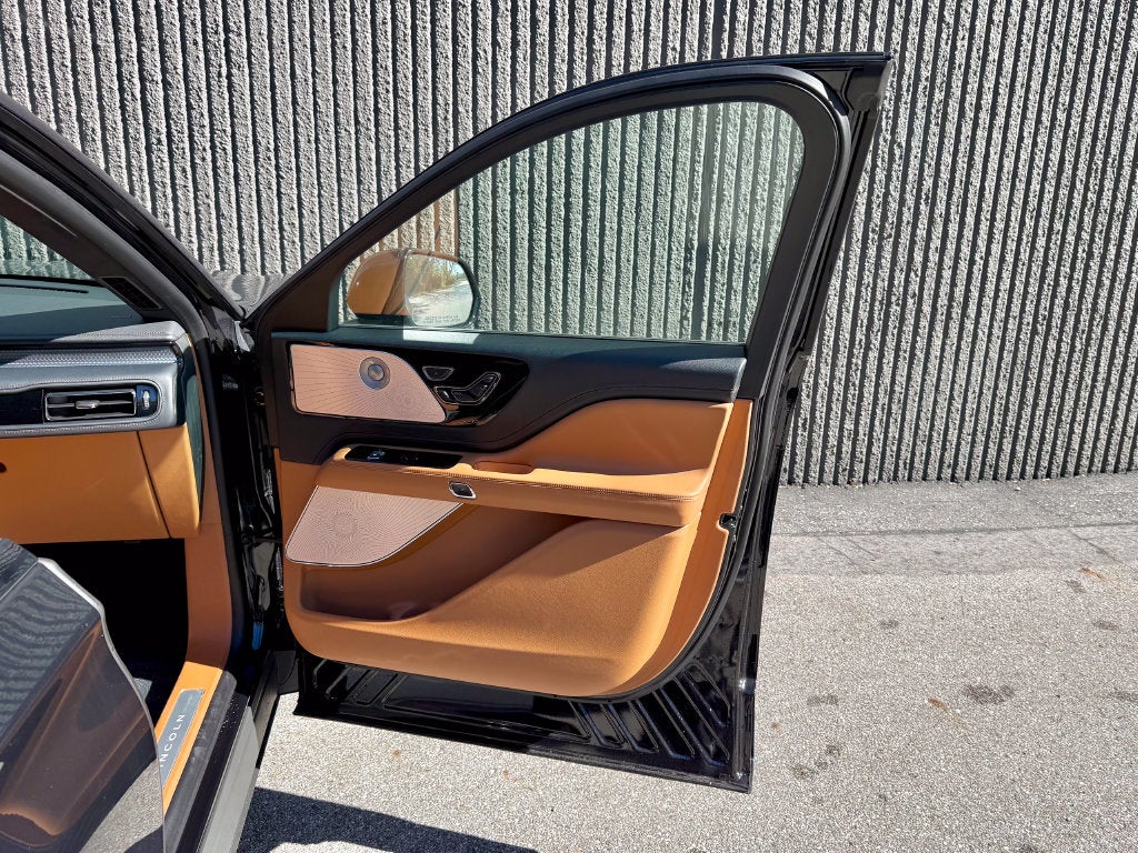 2026 Lincoln Aviator Black Label
