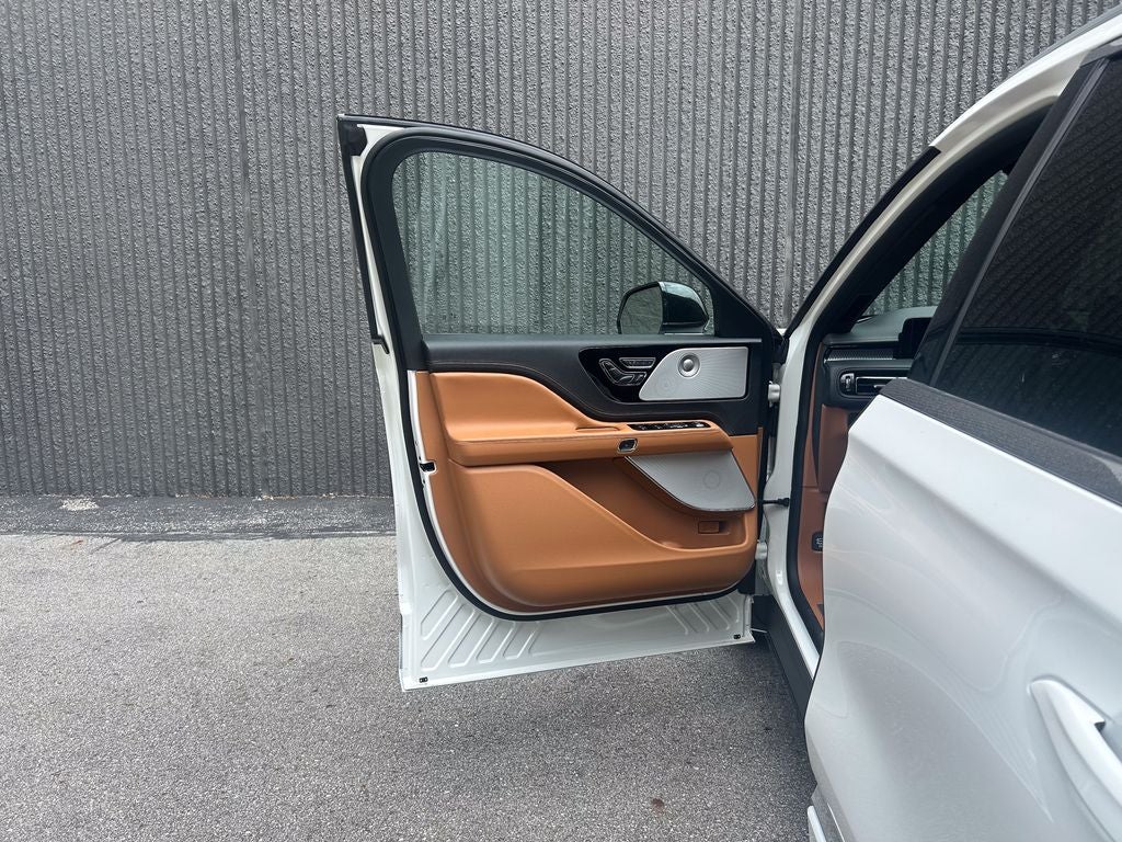 2026 Lincoln Aviator Black Label