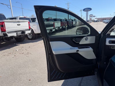 2023 Lincoln Aviator Black Label