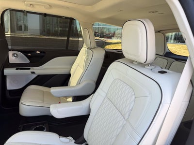 2023 Lincoln Aviator Black Label