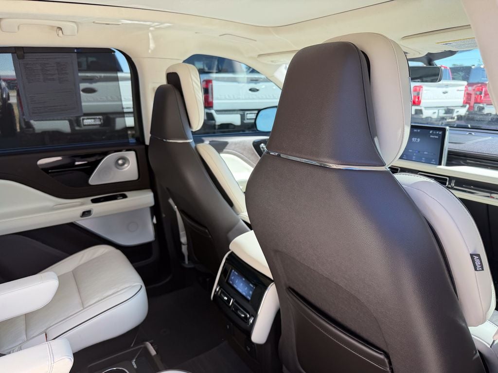 2023 Lincoln Aviator Black Label