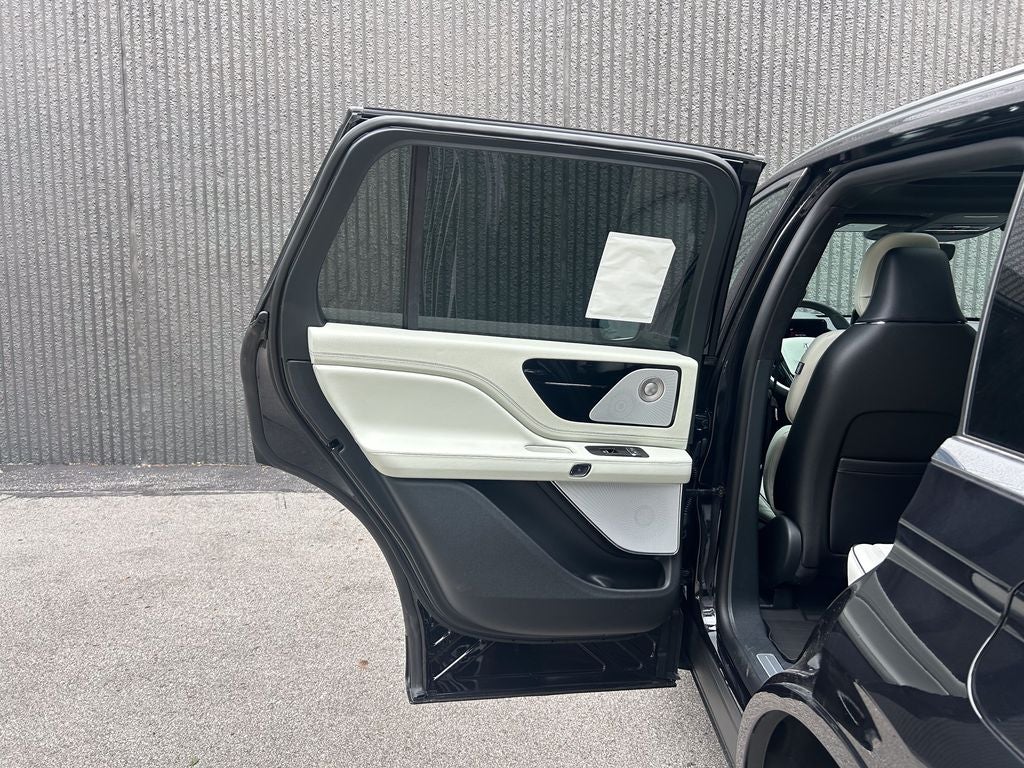 2026 Lincoln Aviator Black Label
