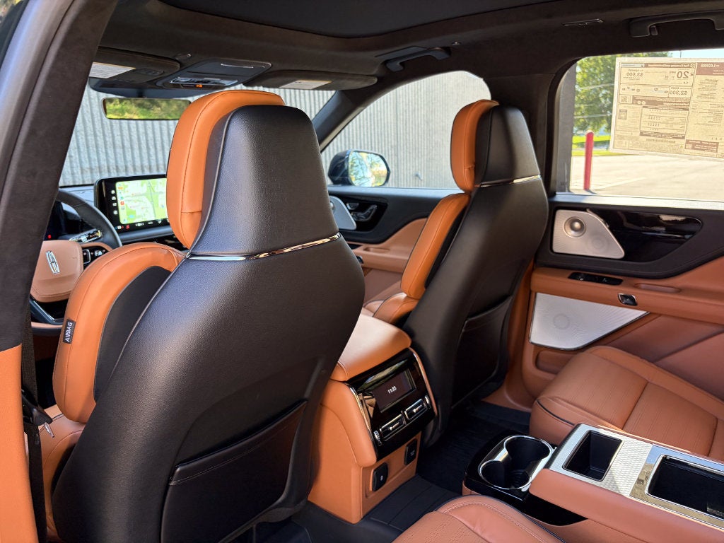 2027 Lincoln Aviator Black Label Premium