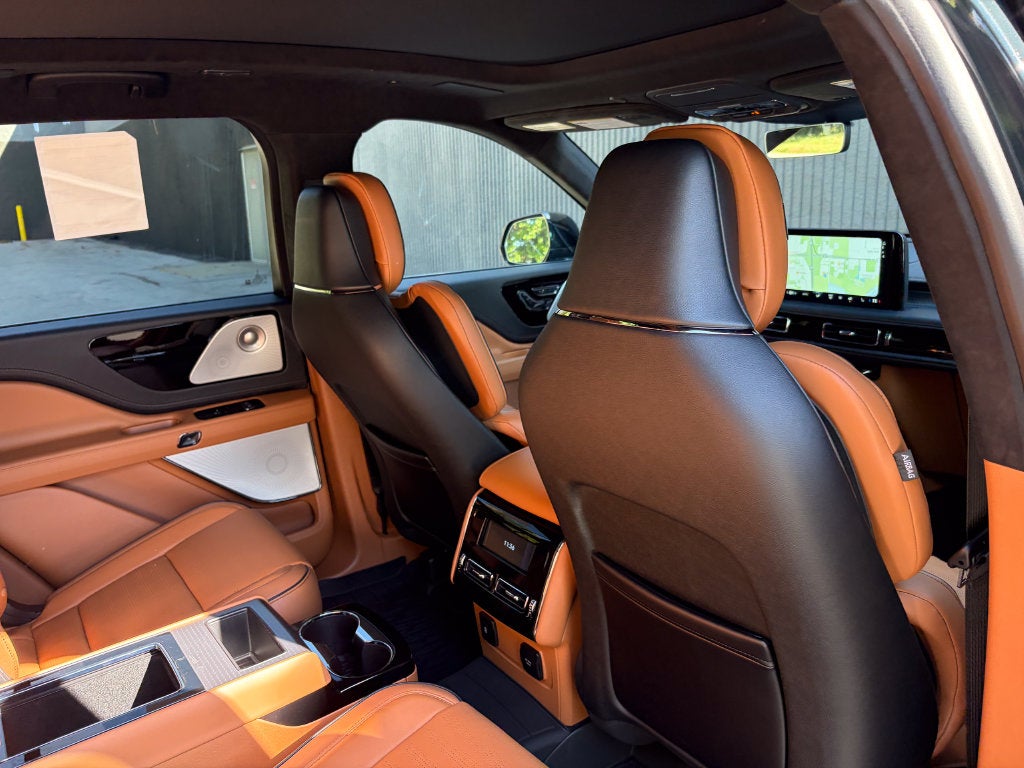2027 Lincoln Aviator Black Label Premium