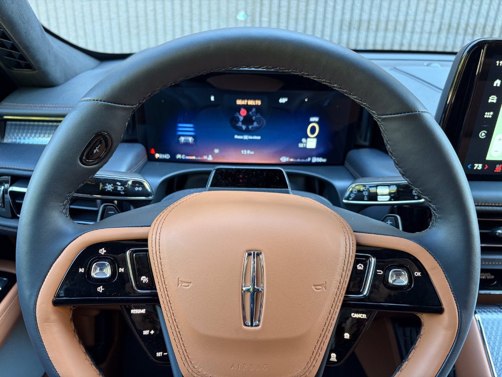 2027 Lincoln Aviator Black Label Premium